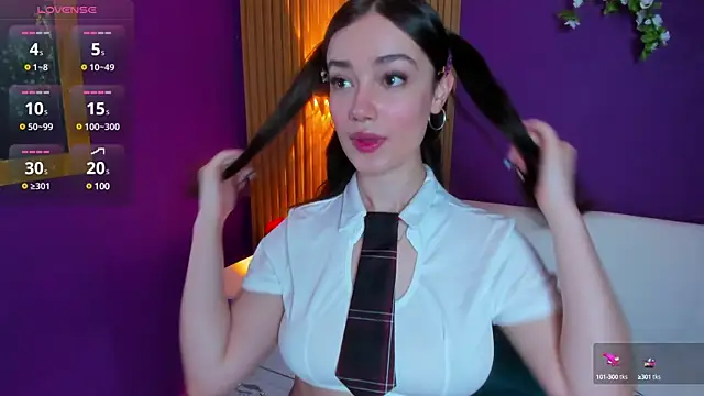 Snapshot of Kate_Amaretto_ chatting on 12-13-24, 07:53 Kate Amaretto online show from 12-13-24, 07:53