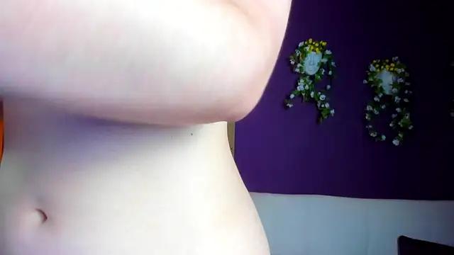 Snapshot of Kate_Amaretto_ chatting on 02-24-25, 11:30 Kate Amaretto online show from 02-24-25, 11:30