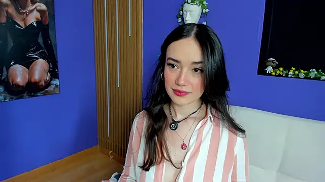 Snapshot of Kate_Amaretto_ chatting on 10-14-25, 09:04 Kate Amaretto online show from 10-14-25, 09:04