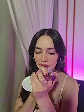 Kate Amaretto  online show from 04-28-26, 01:15