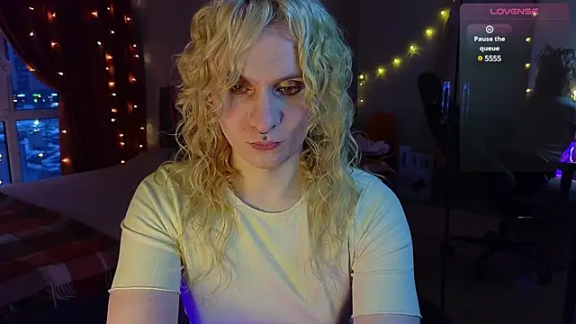 Lori Myaf online show from 03-02-25, 03:27