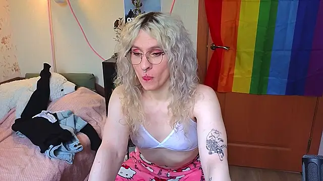 Lori Myaf online show from 05-28-26, 01:08
