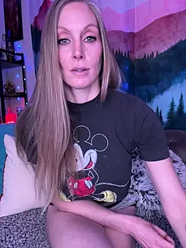 ItsDanniG online show from 02-09-26, 07:18