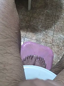 Snapshot of surfer_fun29 chatting on 03-11-25, 04:21 surfer fun29 online show from 03-11-25, 04:21