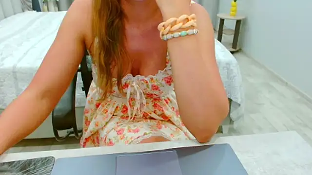 EveLove33 online show from 06-10-26, 05:23
