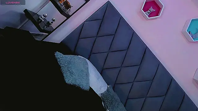 Sexiigabriela online show from 10-21-25, 04:35