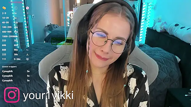 Vikki Cheese online show from 02-20-25, 09:31