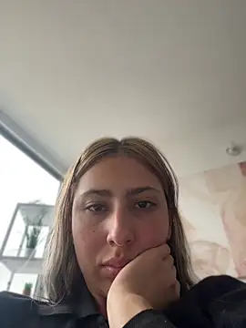 Ameellie online show from 07-22-26, 03:15