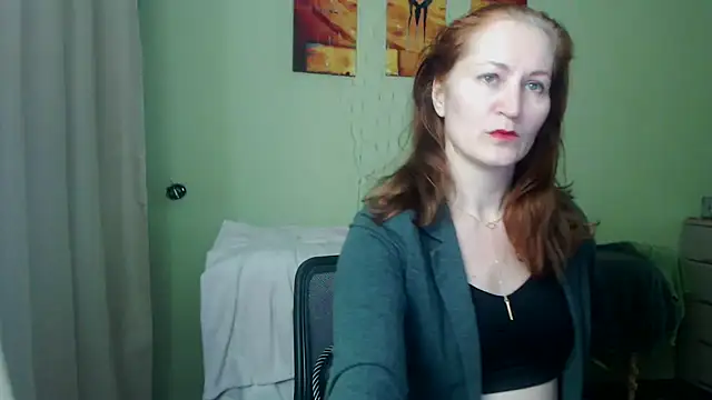 AmellyGrand online show from 01-27-25, 04:43