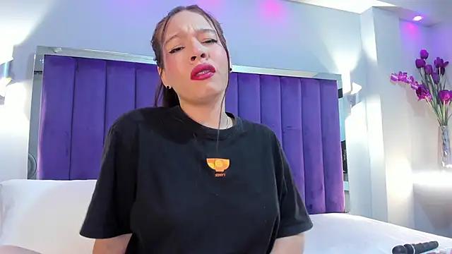 SaraRiley online show from 10-27-25, 10:58