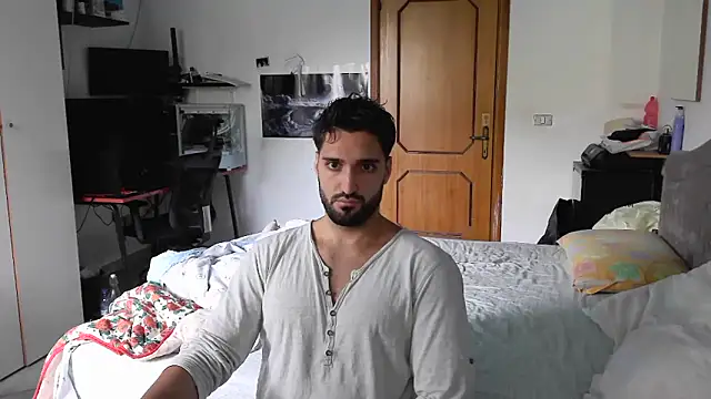 Snapshot of Alexox02 chatting on 10-16-25, 09:10 Alexox02 online show from 10-16-25, 09:10