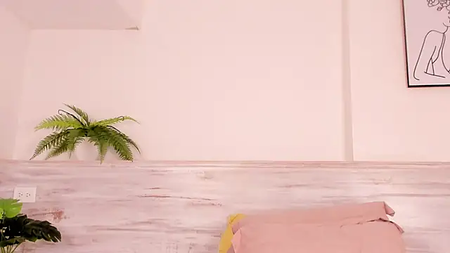 Alaia Ferrer  online show from 02-09-25, 11:36