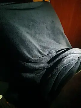 Snapshot of VARGAcz chatting on 03-20-26, 08:19 VARGAcz online show from 03-20-26, 08:19