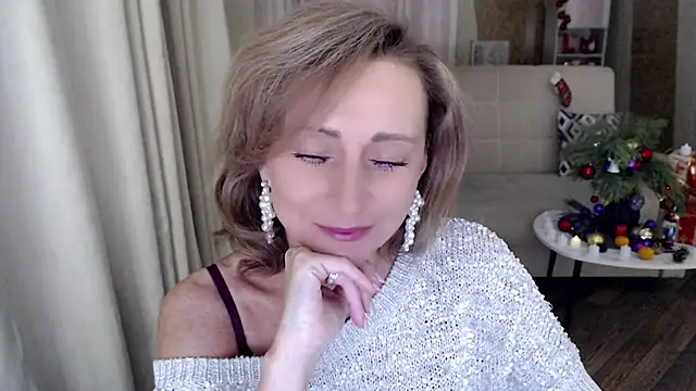 Snapshot of HornyMilf_777 chatting on 01-08-25, 05:27 HornyMilf 777 online show from 01-08-25, 05:27