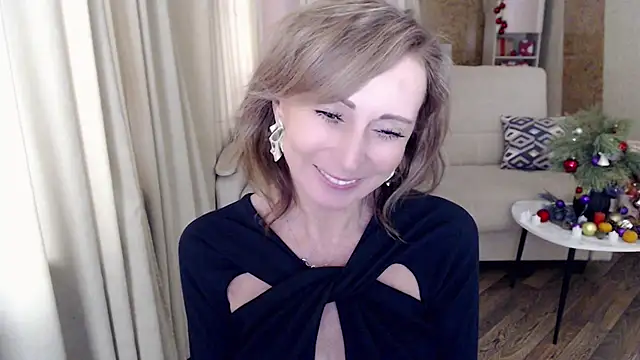 Snapshot of HornyMilf_777 chatting on 01-13-25, 08:37 HornyMilf 777 online show from 01-13-25, 08:37