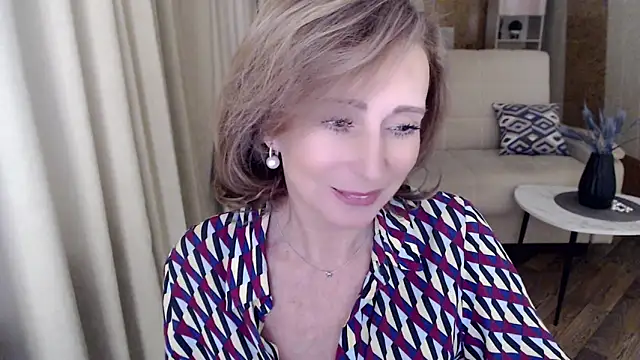 Snapshot of HornyMilf_777 chatting on 01-14-25, 05:51 HornyMilf 777 online show from 01-14-25, 05:51