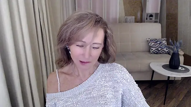 Snapshot of HornyMilf_777 chatting on 01-16-25, 05:00 HornyMilf 777 online show from 01-16-25, 05:00