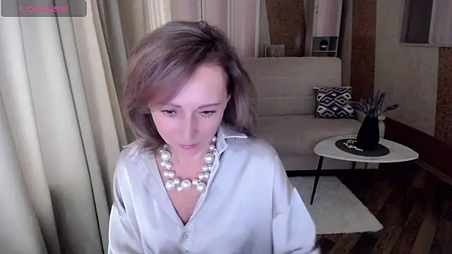 Snapshot of HornyMilf_777 chatting on 01-25-25, 05:40 HornyMilf 777 online show from 01-25-25, 05:40
