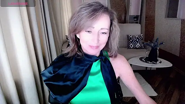 Snapshot of HornyMilf_777 chatting on 02-02-25, 05:53 HornyMilf 777 online show from 02-02-25, 05:53