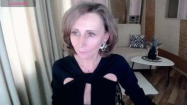 Snapshot of HornyMilf_777 chatting on 02-11-25, 05:05 HornyMilf 777 online show from 02-11-25, 05:05