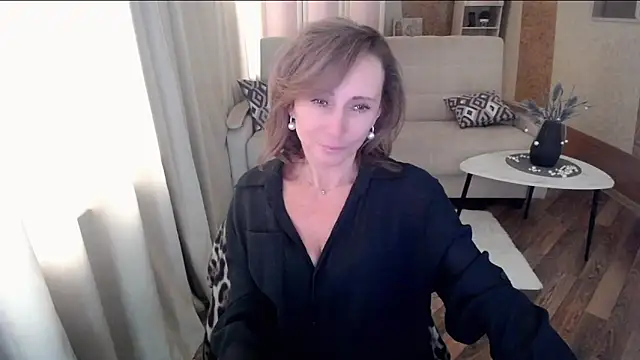 Snapshot of HornyMilf_777 chatting on 02-28-25, 11:36 HornyMilf 777 online show from 02-28-25, 11:36