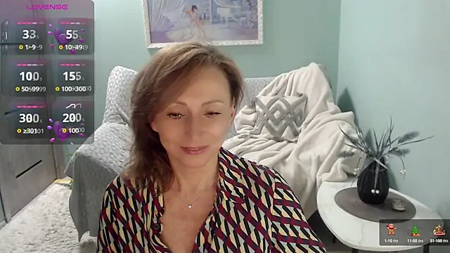 Snapshot of HornyMilf_777 chatting on 10-07-25, 05:37 HornyMilf 777 online show from 10-07-25, 05:37