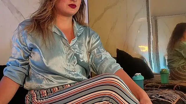 CandyQueenGold online show from 03-23-26, 06:56