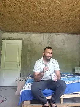 Snapshot of florin421 chatting on 05-07-26, 09:25 florin421 online show from 05-07-26, 09:25