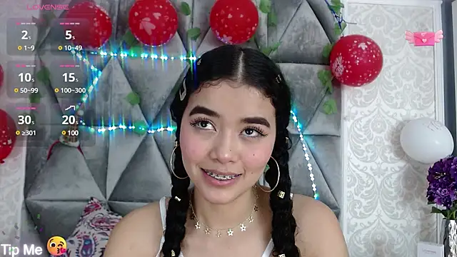 Snapshot of Angela_lovee chatting on 01-03-25, 12:00 Angela lovee online show from 01-03-25, 12:00