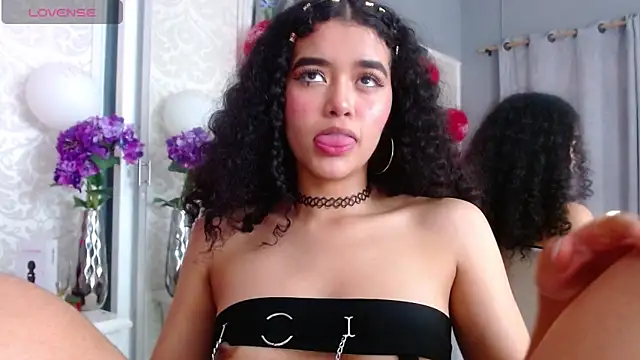 Snapshot of Angela_lovee chatting on 01-03-25, 03:55 Angela lovee online show from 01-03-25, 03:55