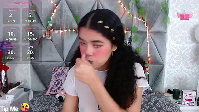 Snapshot of Angela_lovee chatting on 01-04-25, 12:49 Angela lovee online show from 01-04-25, 12:49
