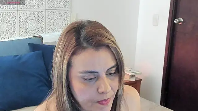 V monse online show from 12-16-25, 03:39