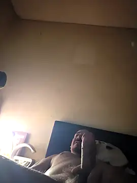 antoniox1978 online show from 11-18-25, 04:33