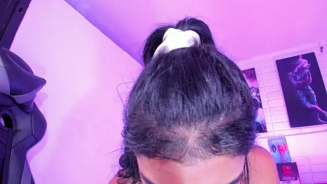 Alahia Rodriguez online show from 02-17-25, 07:42