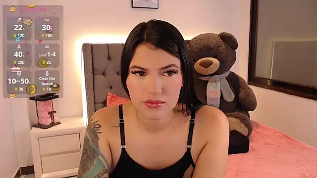 Snapshot of Nicols66 chatting on 05-30-26, 10:29 Nicols66 online show from 05-30-26, 10:29