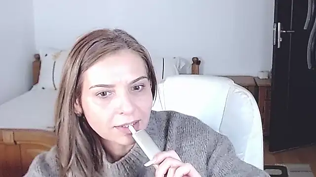 evamaria2024 online show from 10-21-25, 10:27