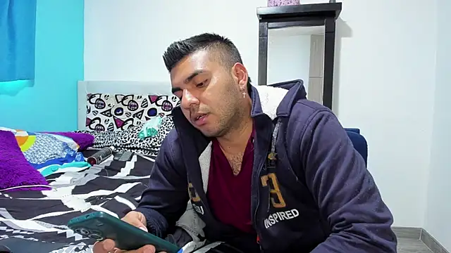 2ScarletandRyan8 online show from 03-21-25, 01:12