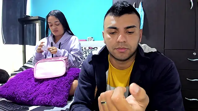 2ScarletandRyan8 online show from 10-01-25, 11:49