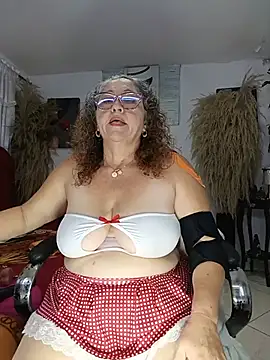 evelin hott online show from 05-29-26, 01:58