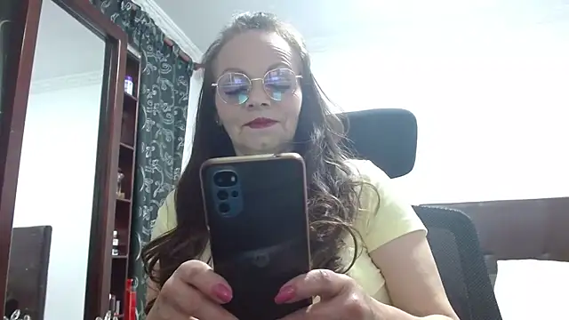 asleycavta online show from 10-29-25, 11:28