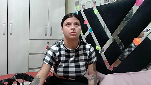 katery wok11 online show from 05-12-26, 01:36