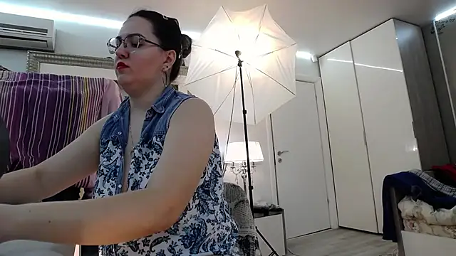 ILoveToFeelU online show from 02-13-25, 10:11