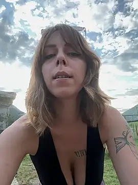 Mia Railey online show from 07-26-26, 05:42