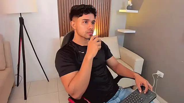 liam collins21 online show from 02-18-25, 11:44