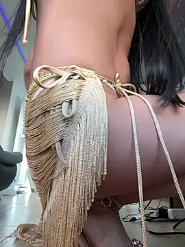 Snapshot of Lexa_queen chatting on 01-21-25, 10:30 Lexa queen online show from 01-21-25, 10:30