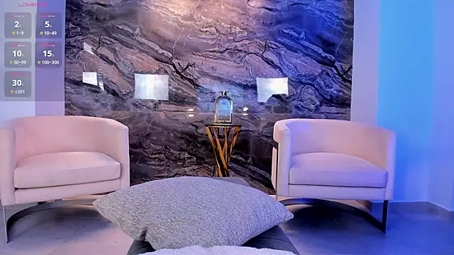 SofiaReyes1 online show from 02-09-25, 11:57