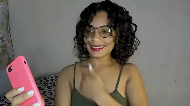 Jade Dorthini online show from 02-22-25, 10:20