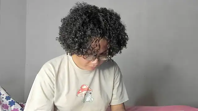 Snapshot of Jade_Dorthini chatting on 07-25-26, 10:40 Jade Dorthini online show from 07-25-26, 10:40