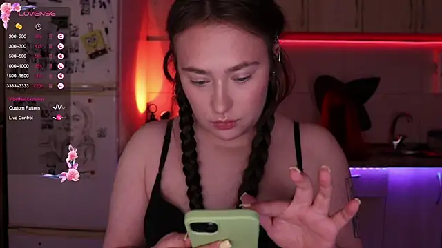 Golumm online show from 10-27-25, 10:41