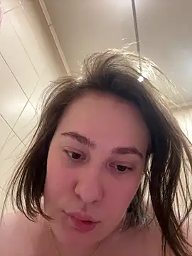 Golumm online show from 10-31-25, 01:23